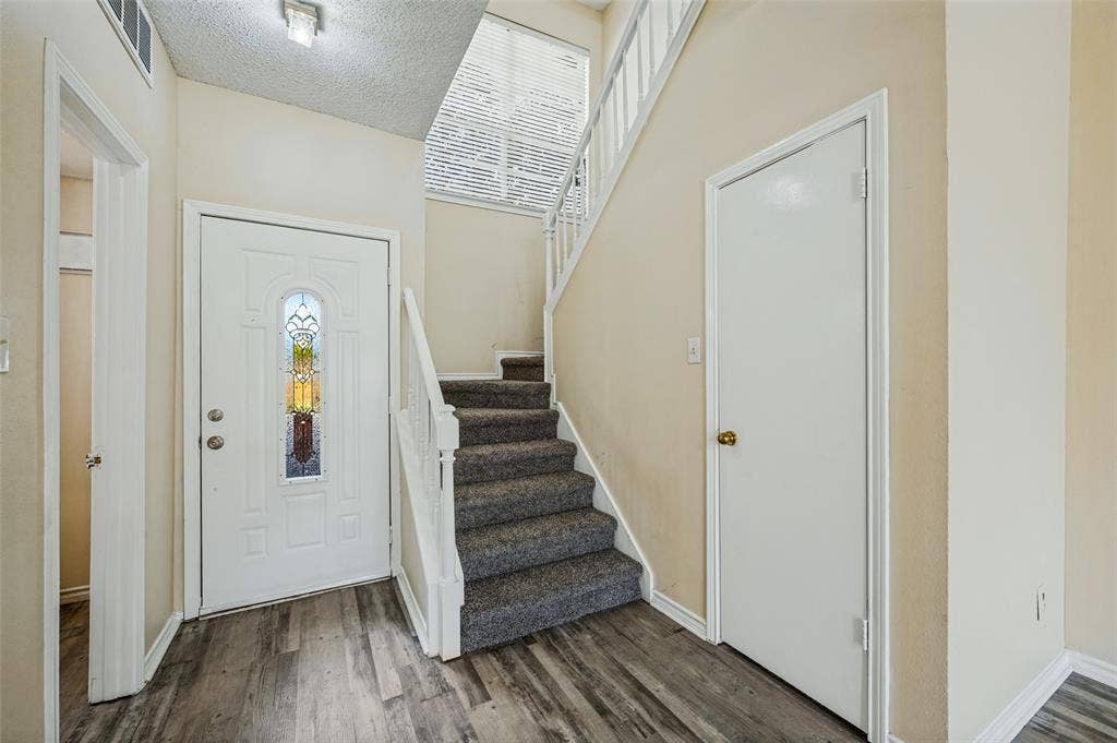 2320 Northlake Court, Irving, TX 75038 2320 Northlake Court, Irving, TX 75038