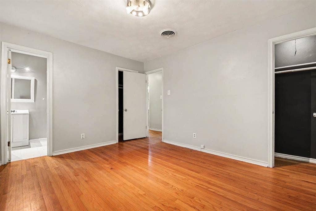 8057 Fall River Drive, Dallas, TX 75228 8057 Fall River Drive, Dallas, TX 75228