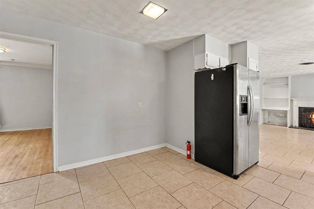 8057 Fall River Drive, Dallas, TX 75228 8057 Fall River Drive, Dallas, TX 75228