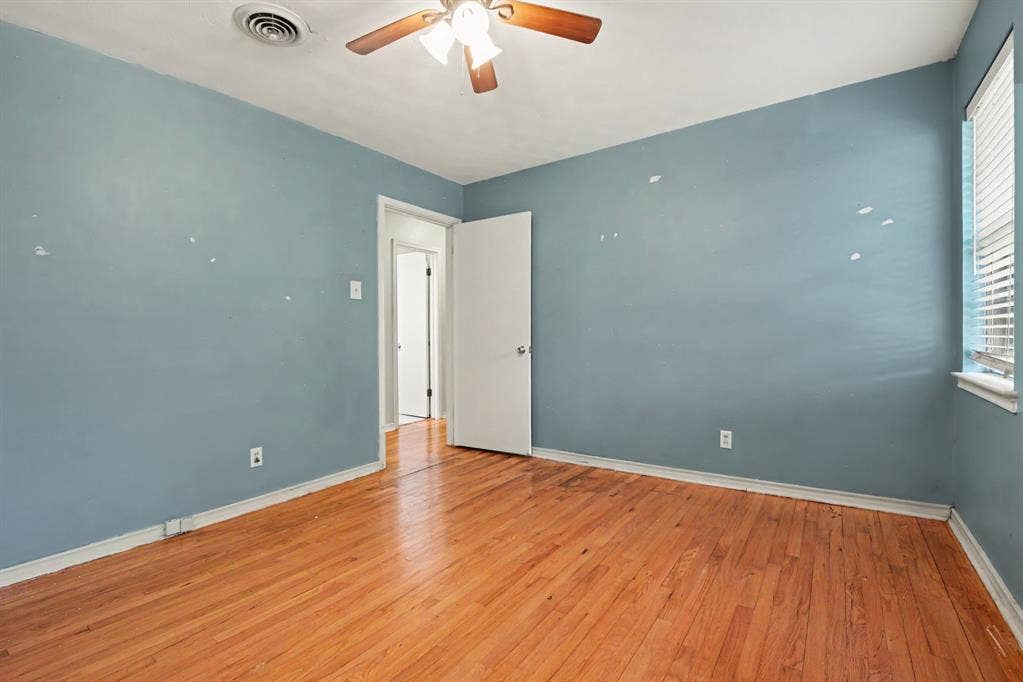 8057 Fall River Drive, Dallas, TX 75228 8057 Fall River Drive, Dallas, TX 75228