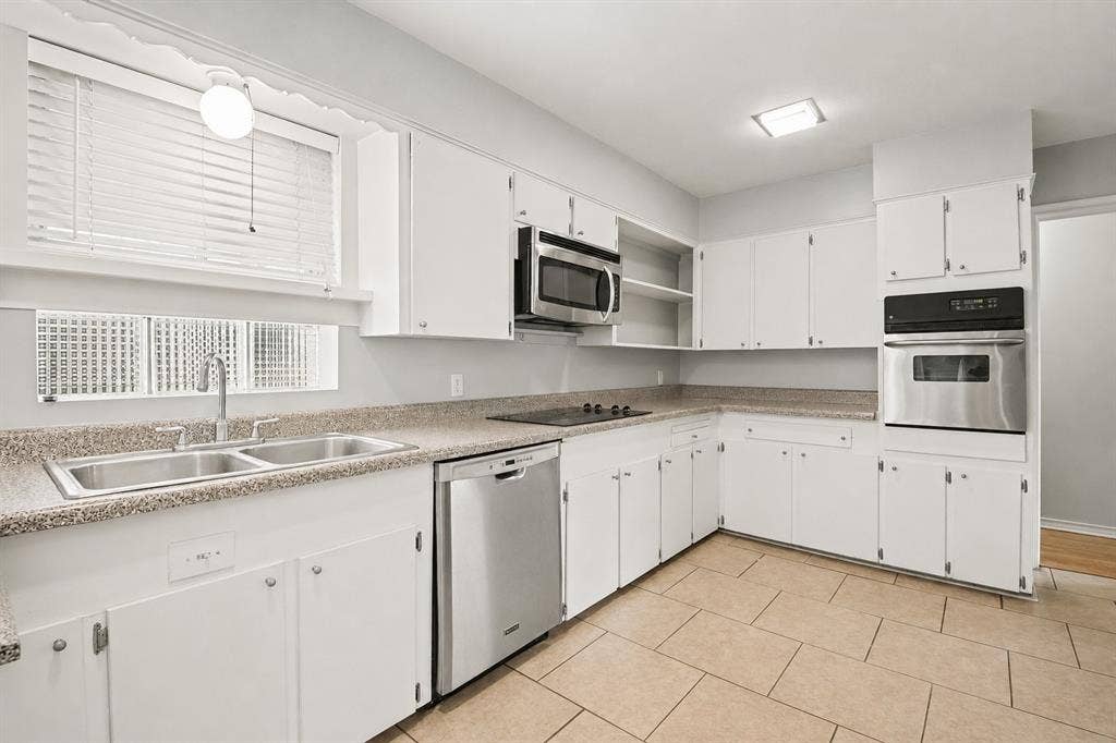 8057 Fall River Drive, Dallas, TX 75228 8057 Fall River Drive, Dallas, TX 75228