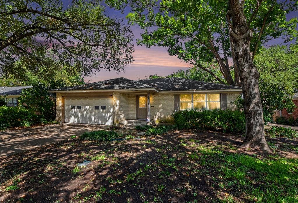 8057 Fall River Drive, Dallas, TX 75228 8057 Fall River Drive, Dallas, TX 75228