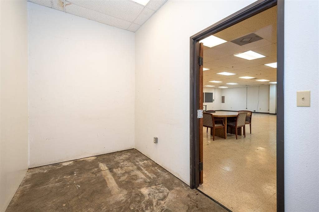 108 Industrial Drive, Waxahachie, TX 75165 108 Industrial Drive, Waxahachie, TX 75165