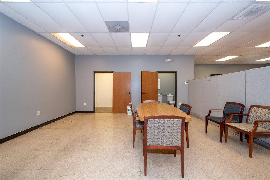 108 Industrial Drive, Waxahachie, TX 75165 108 Industrial Drive, Waxahachie, TX 75165