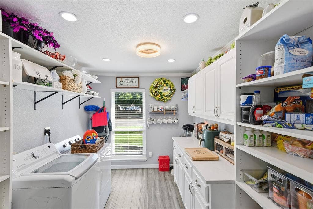 6217 Scenic Drive, Rowlett, TX 75088 6217 Scenic Drive, Rowlett, TX 75088