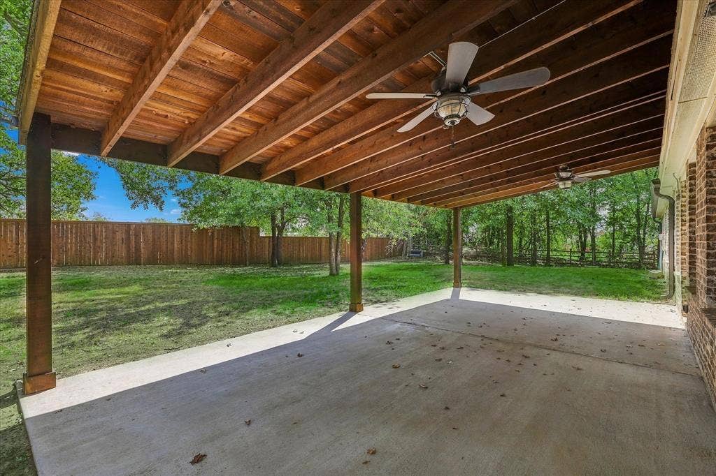 901 Sherry Lane S, Krugerville, TX 76227
