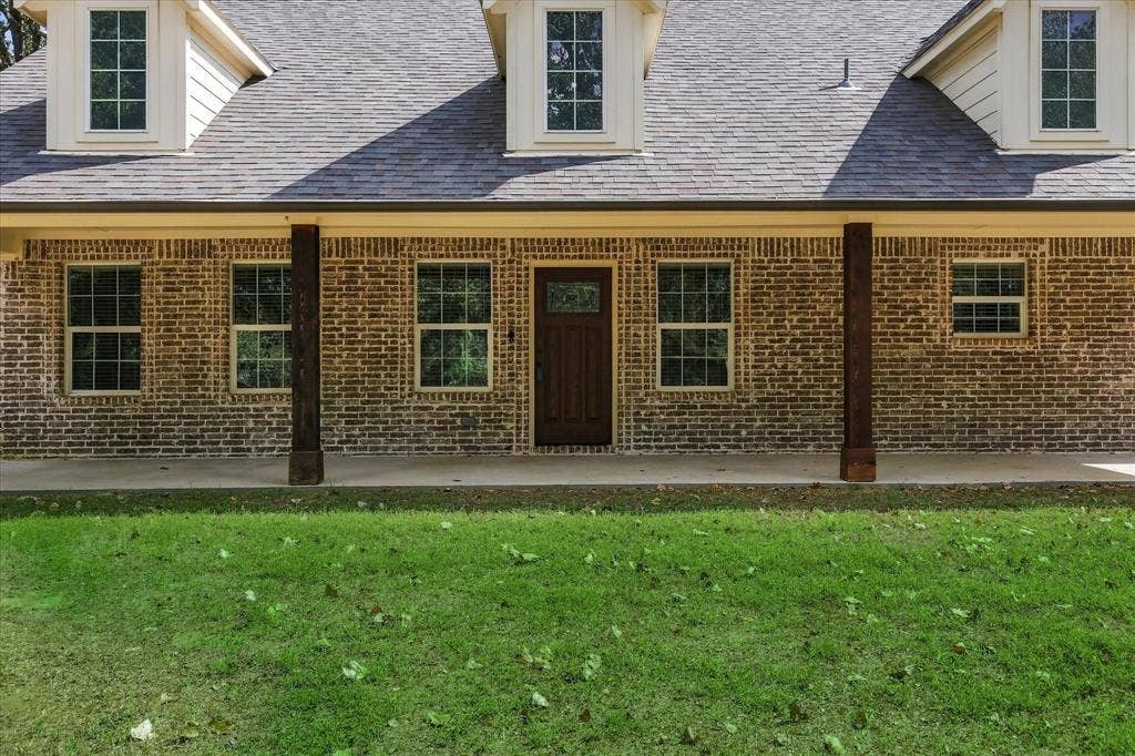 901 Sherry Lane S, Krugerville, TX 76227