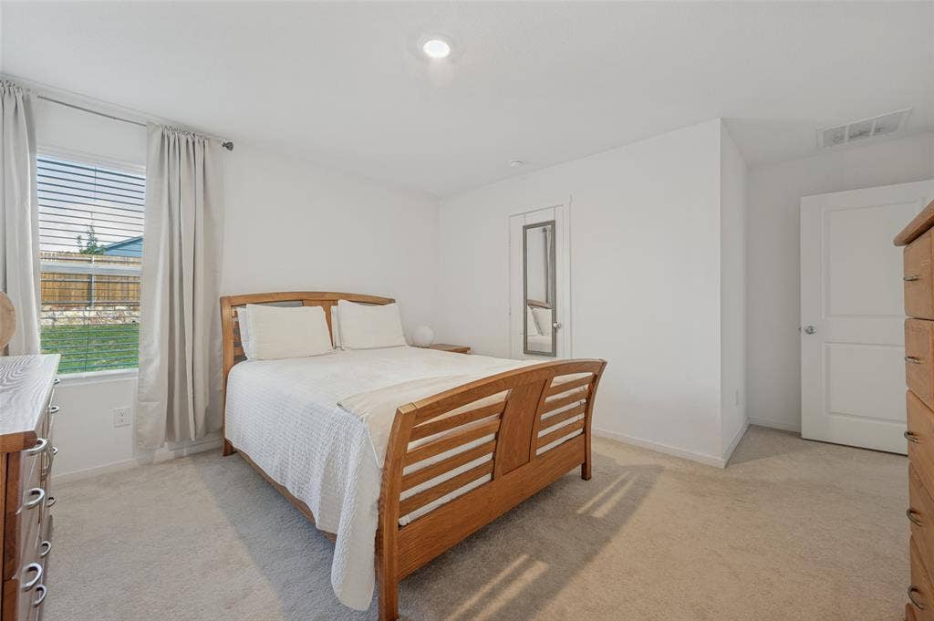 7830 Ellington Drive, Dallas, TX 75241 7830 Ellington Drive, Dallas, TX 75241