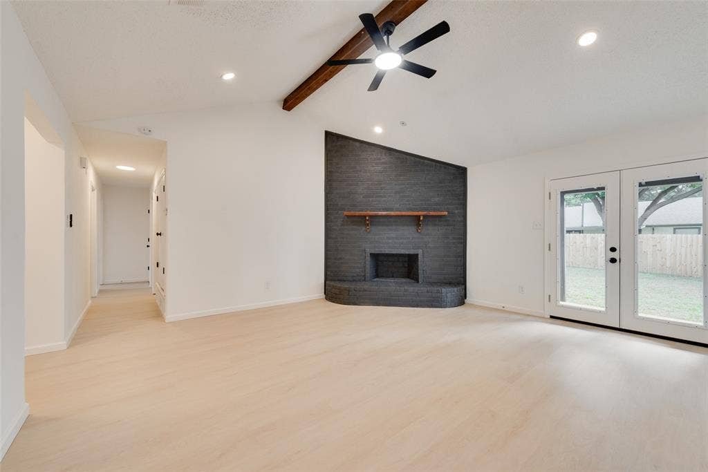 3021 Meadowmoor Street, Fort Worth, TX 76133 3021 Meadowmoor Street, Fort Worth, TX 76133