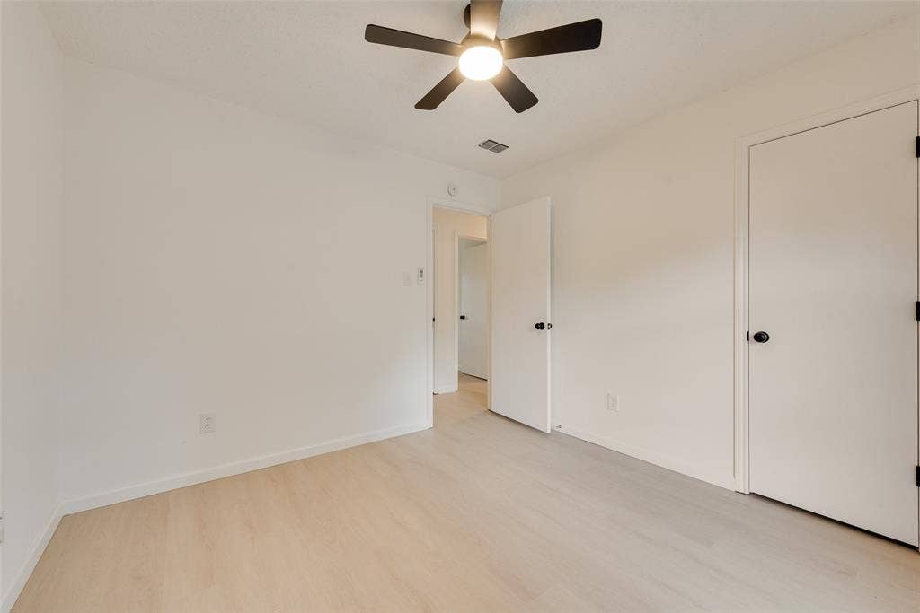3021 Meadowmoor Street, Fort Worth, TX 76133 3021 Meadowmoor Street, Fort Worth, TX 76133