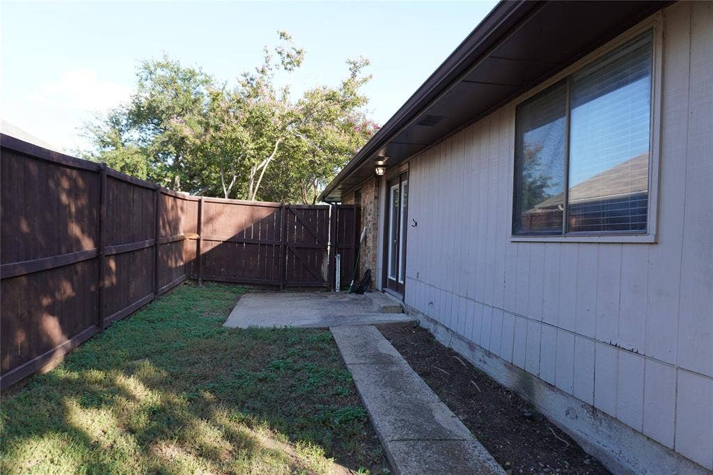 17811 Farley Trail, Dallas, TX 75287 17811 Farley Trail, Dallas, TX 75287