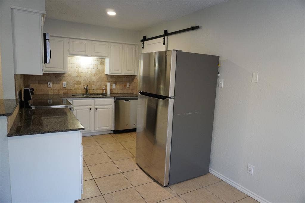 17811 Farley Trail, Dallas, TX 75287 17811 Farley Trail, Dallas, TX 75287