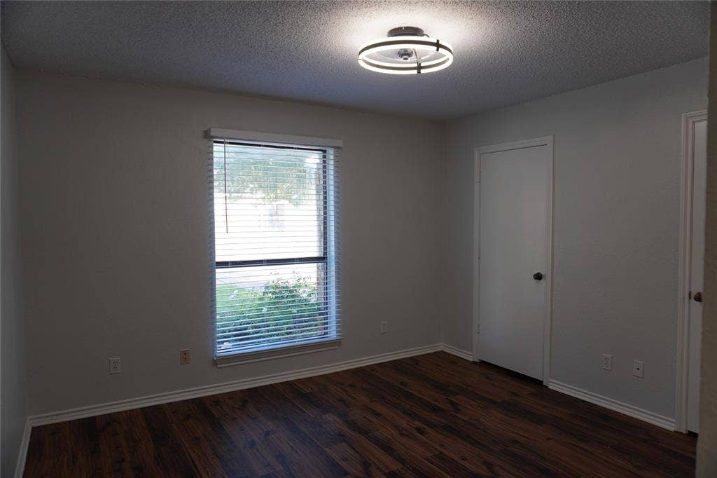 17811 Farley Trail, Dallas, TX 75287 17811 Farley Trail, Dallas, TX 75287