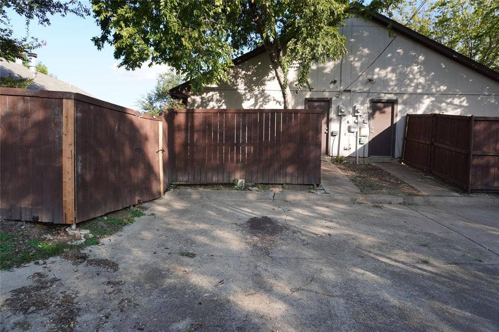 17811 Farley Trail, Dallas, TX 75287 17811 Farley Trail, Dallas, TX 75287