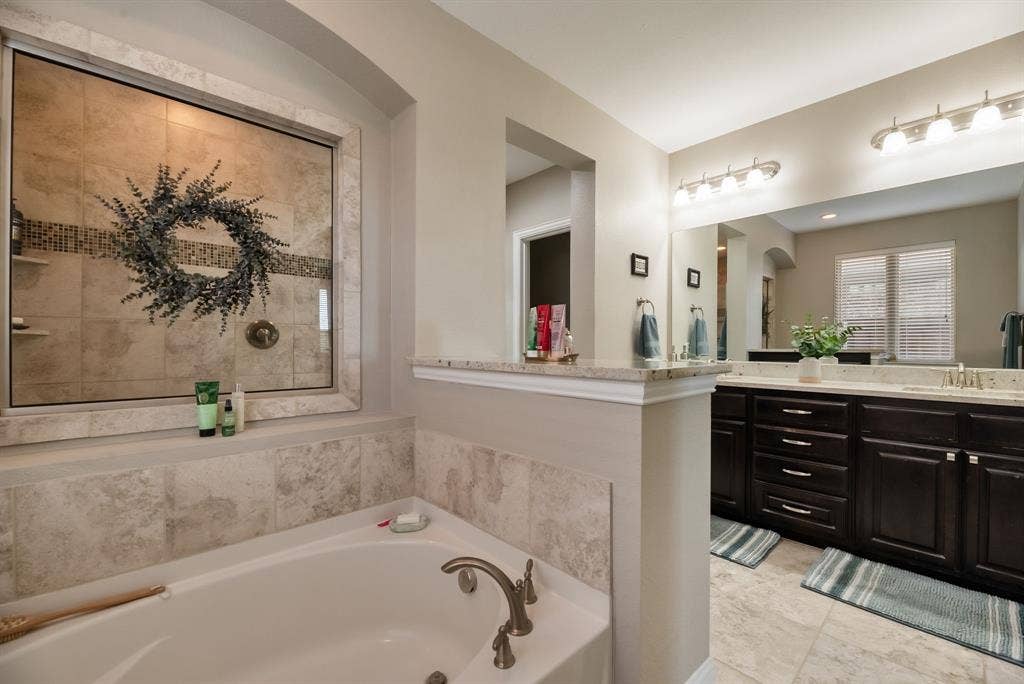 11616 Twining Branch Circle, Fort Worth, TX 76052