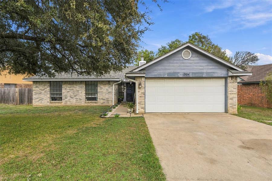 Property photo for 2104 Ruidoso Drive, Waco, TX