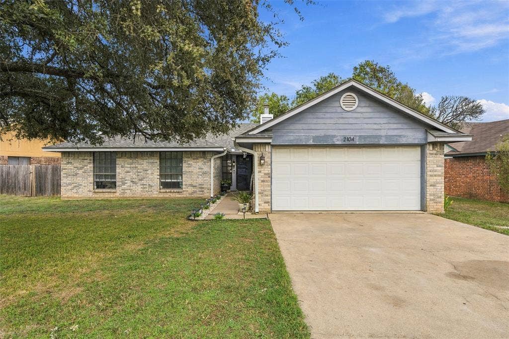 2104 Ruidoso Drive, Waco, TX 76712 2104 Ruidoso Drive, Waco, TX 76712