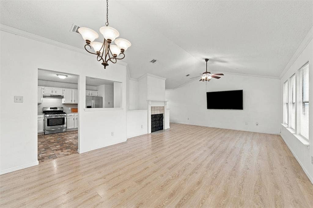 2104 Ruidoso Drive, Waco, TX 76712 2104 Ruidoso Drive, Waco, TX 76712