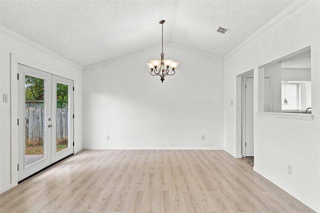 2104 Ruidoso Drive, Waco, TX 76712 2104 Ruidoso Drive, Waco, TX 76712