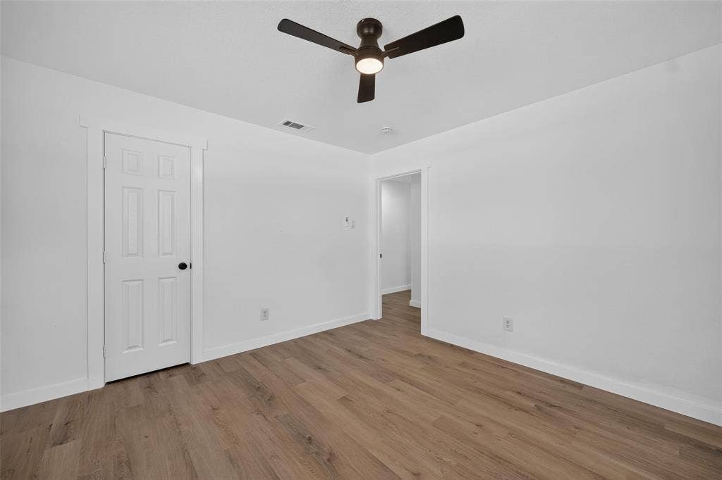 8350 CADENZA Lane, Dallas, TX 75228 8350 CADENZA Lane, Dallas, TX 75228