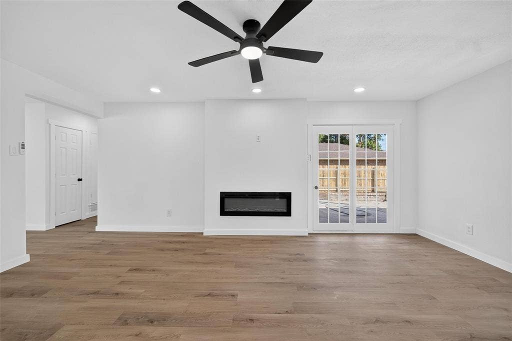 8350 CADENZA Lane, Dallas, TX 75228 8350 CADENZA Lane, Dallas, TX 75228