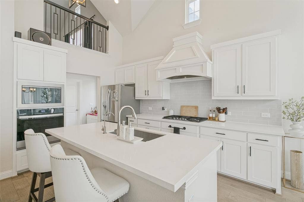 7334 Golden Daisy Avenue, Venus, TX 76084