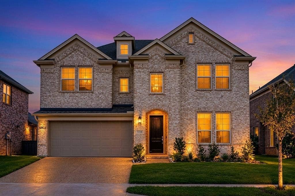 7334 Golden Daisy Avenue, Venus, TX 76084