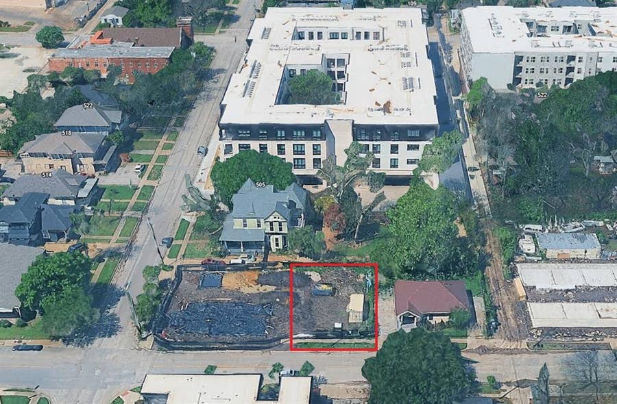 Property photo for 107 N Adams Avenue, Dallas, TX