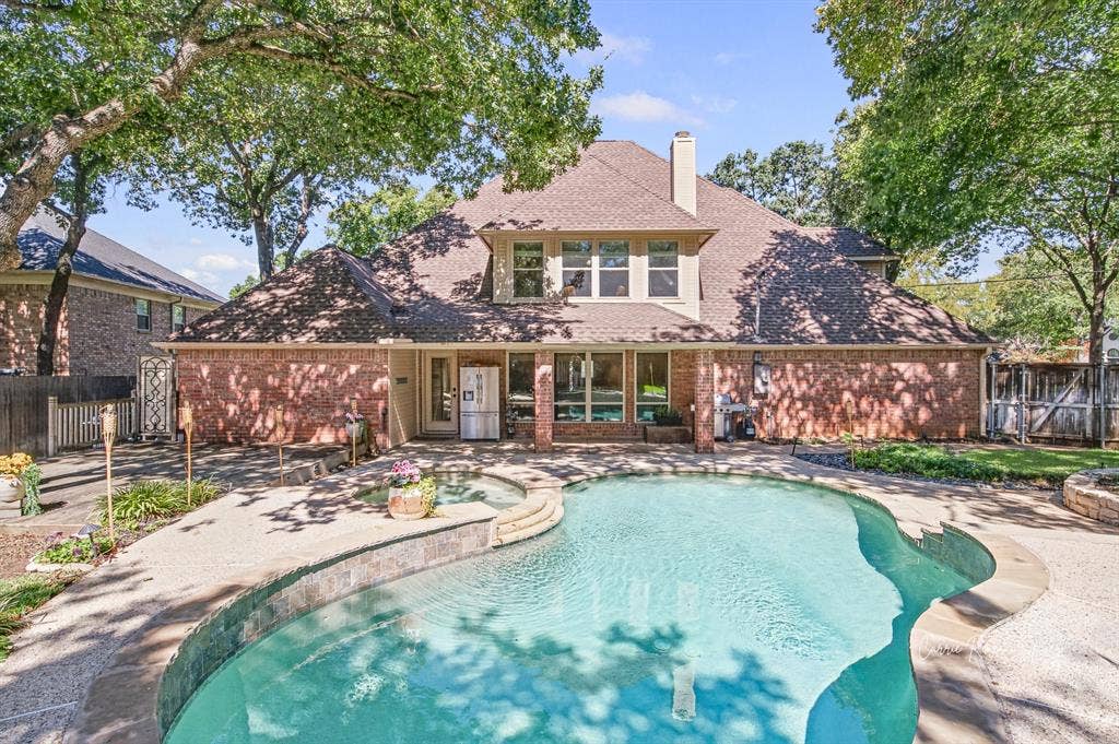3406 Forestway Court, Arlington, TX 76001