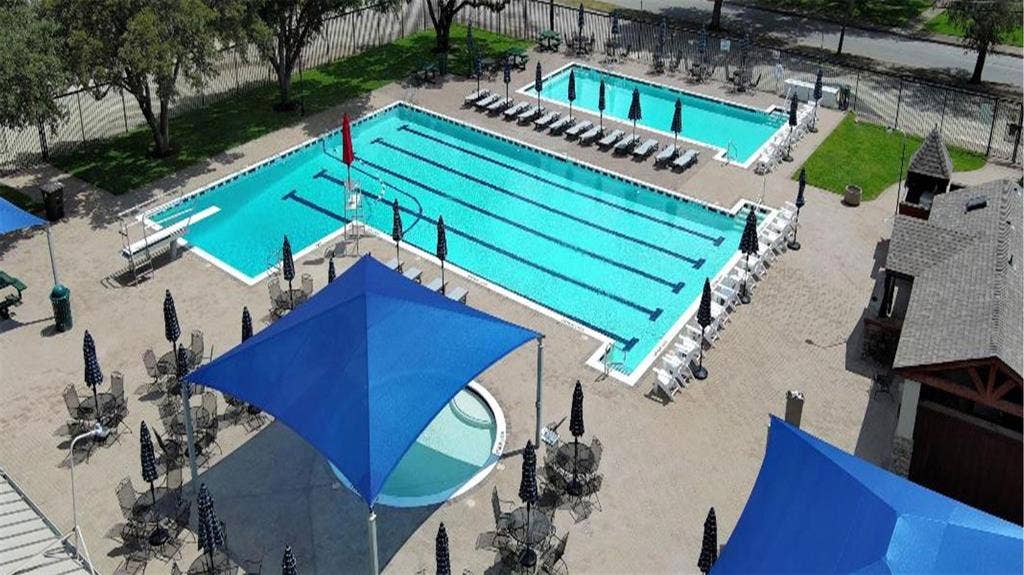 3230 Camelot Drive, Dallas, TX 75229 Newly renovated community pools.