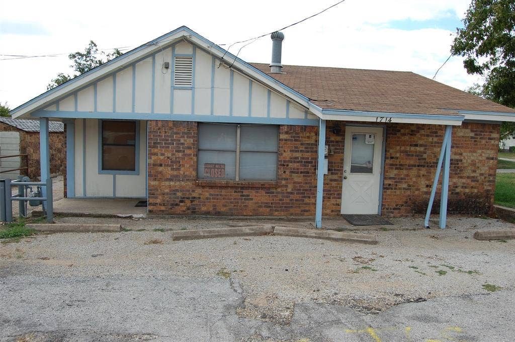 1714 State Highway 16 S, Graham, TX 76450 1714 State Highway 16 S, Graham, TX 76450