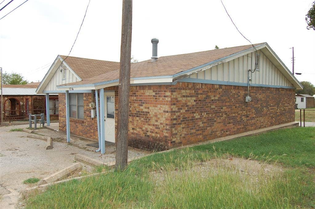 1714 State Highway 16 S, Graham, TX 76450 1714 State Highway 16 S, Graham, TX 76450