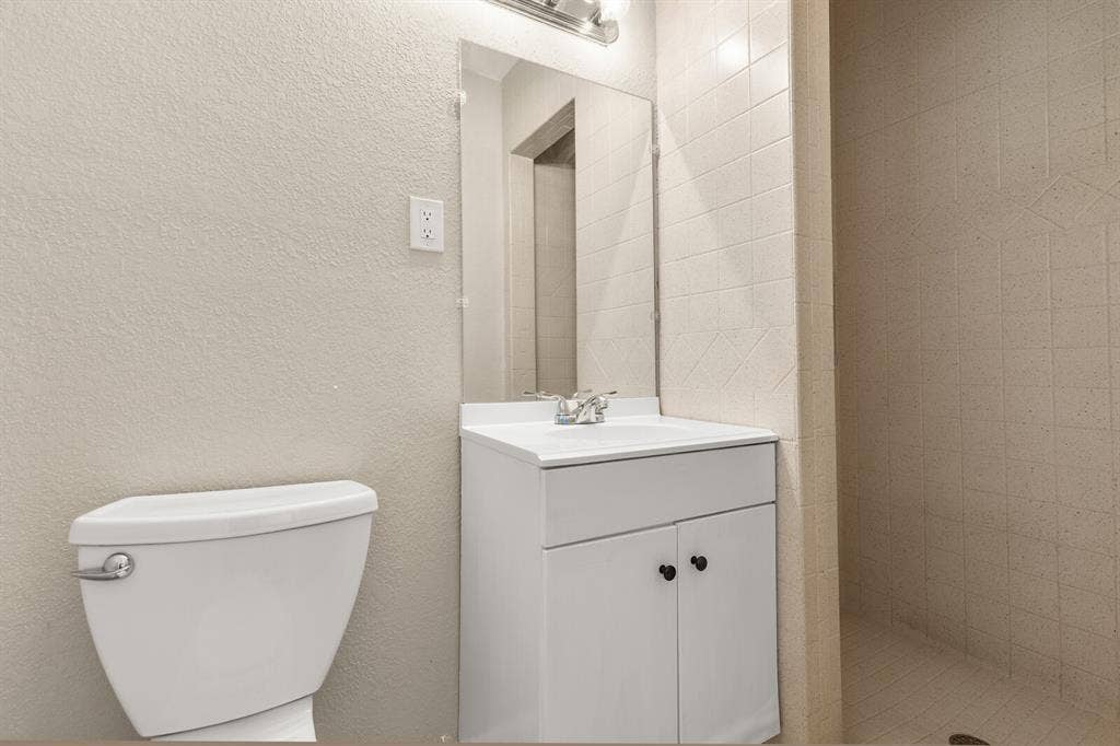 703 W Elizabeth Drive, Robinson, TX 76706 703 W Elizabeth Drive, Robinson, TX 76706