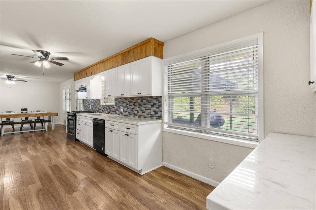 703 W Elizabeth Drive, Robinson, TX 76706 703 W Elizabeth Drive, Robinson, TX 76706
