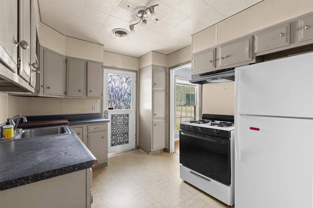 2701 Windsor Avenue, Waco, TX 76708 2701 Windsor Avenue, Waco, TX 76708