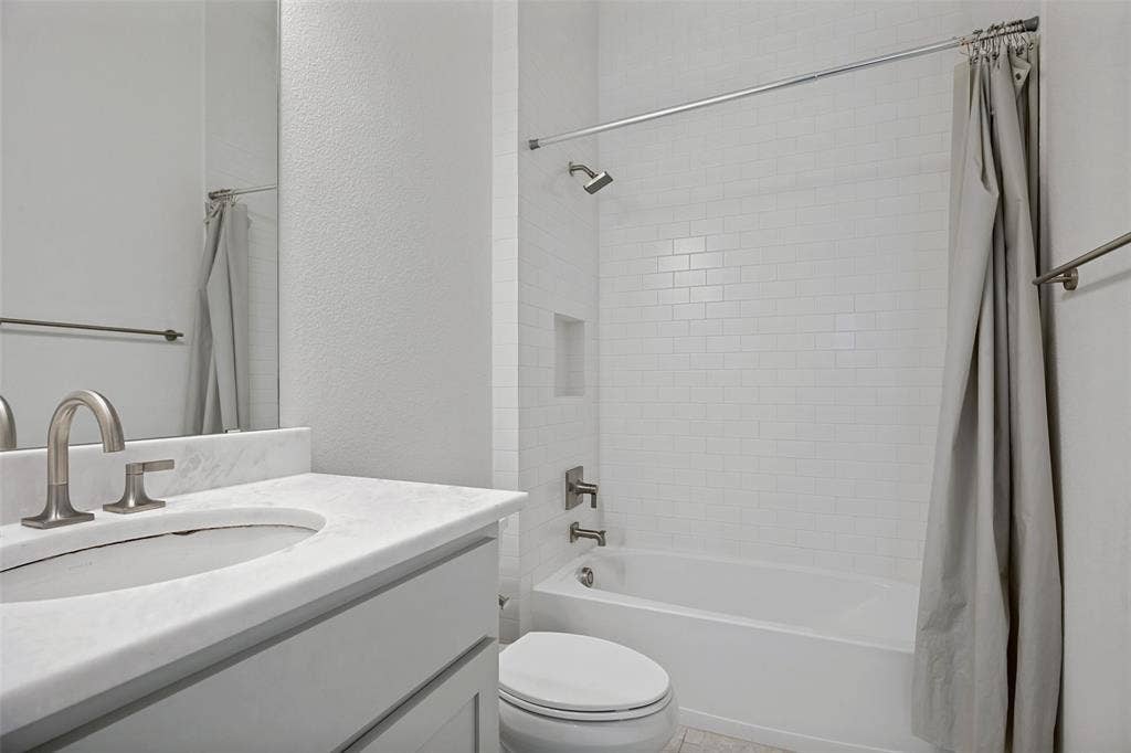 132 Cottonwood Court, Murphy, TX 75094 132 Cottonwood Court, Murphy, TX 75094