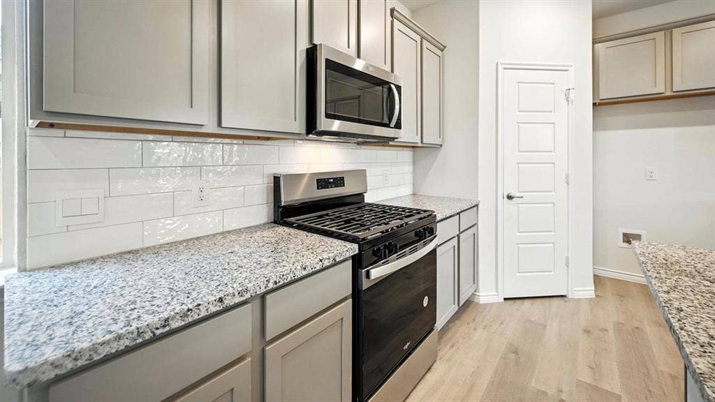 1307 Wolfcity Drive, Princeton, TX 75407 1307 Wolfcity Drive, Princeton, TX 75407