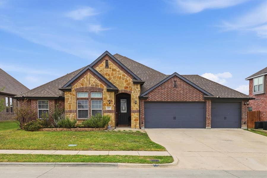 Property photo for 1473 Radecke Road, Krum, TX