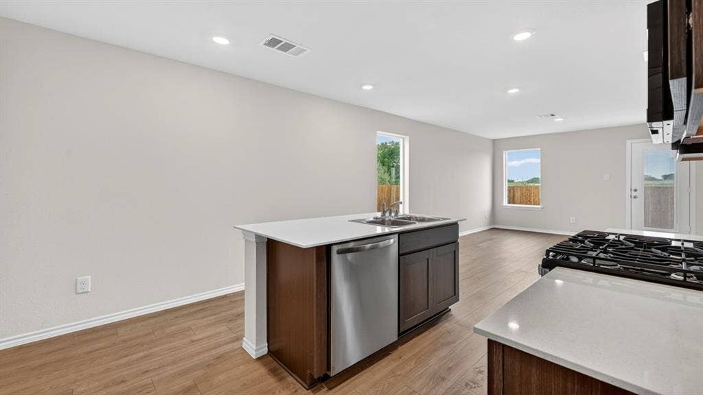 1611 Somerville Drive, Blue Ridge, TX 75424 1611 Somerville Drive, Blue Ridge, TX 75424