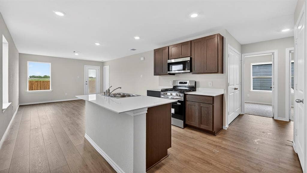 1611 Somerville Drive, Blue Ridge, TX 75424 1611 Somerville Drive, Blue Ridge, TX 75424