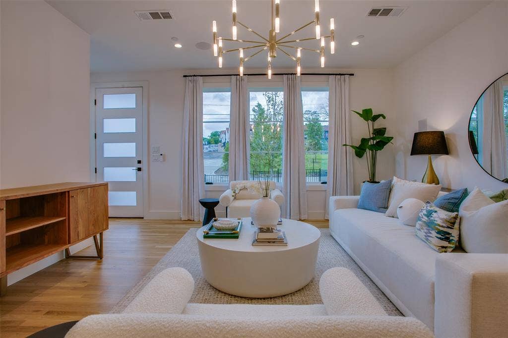 7207 Gaston Avenue, #1404, Dallas, TX 75206 7207 Gaston Avenue, #1404, Dallas, TX 75206