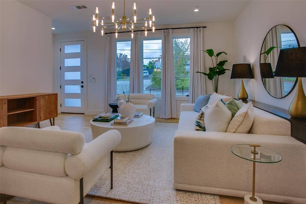 7207 Gaston Avenue, #1404, Dallas, TX 75206 7207 Gaston Avenue, #1404, Dallas, TX 75206