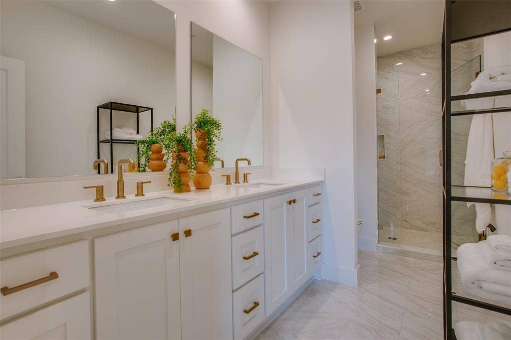 7207 Gaston Avenue, #1404, Dallas, TX 75206 7207 Gaston Avenue, #1404, Dallas, TX 75206