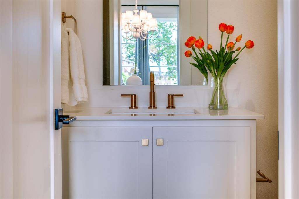 7207 Gaston Avenue, #1404, Dallas, TX 75206 7207 Gaston Avenue, #1404, Dallas, TX 75206