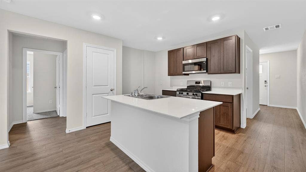 1607 Somerville Drive, Blue Ridge, TX 75424 1607 Somerville Drive, Blue Ridge, TX 75424