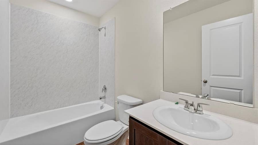 Property photo for 1607 Somerville Drive, Blue Ridge, TX
