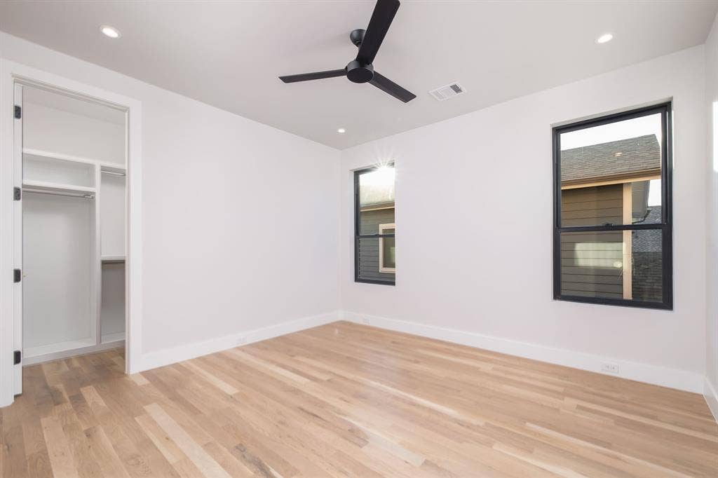 3950 Rochelle Drive, Dallas, TX 75220