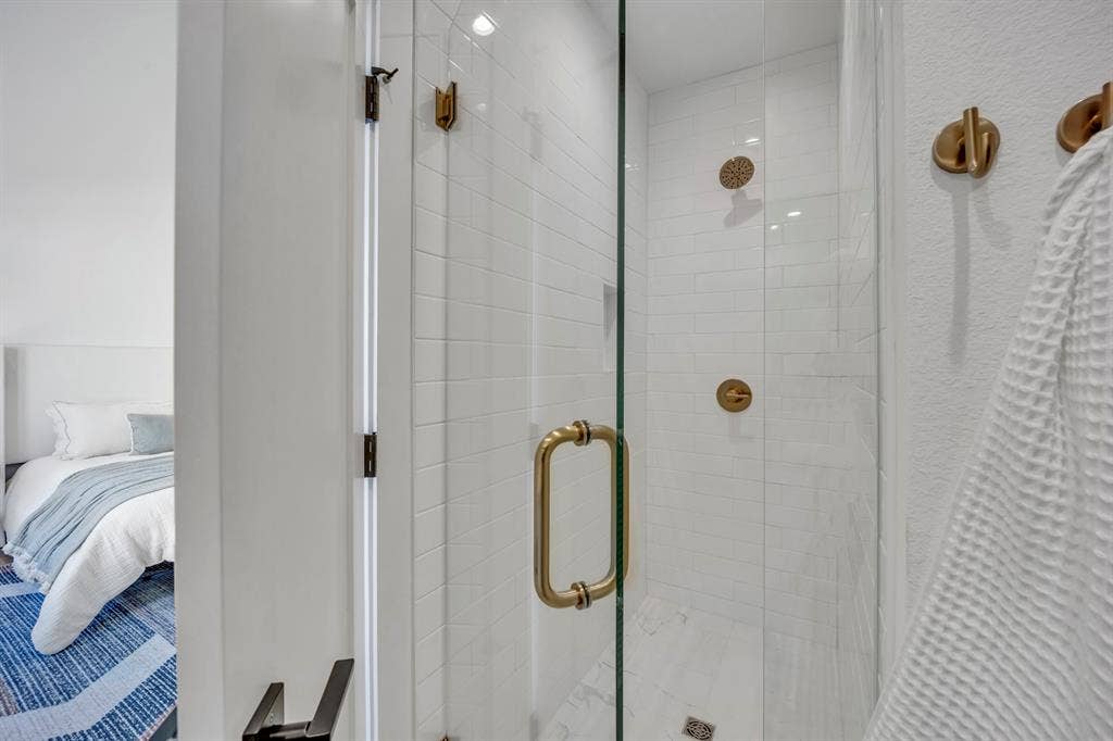 7207 Gaston Avenue, #906, Dallas, TX 75206 7207 Gaston Avenue, #906, Dallas, TX 75206