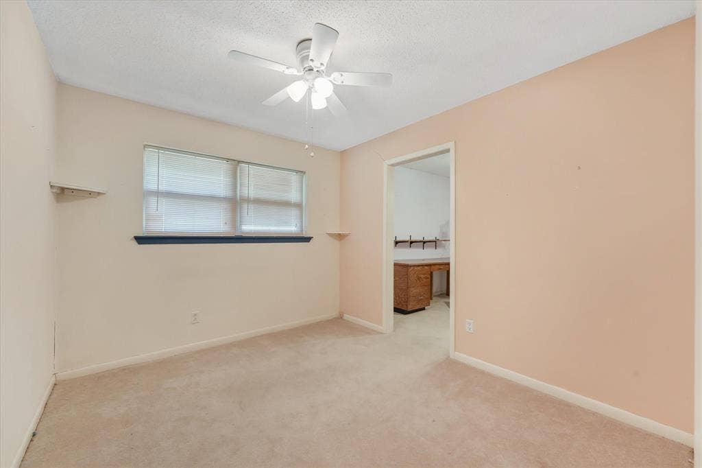 Bedroom/ Flex space