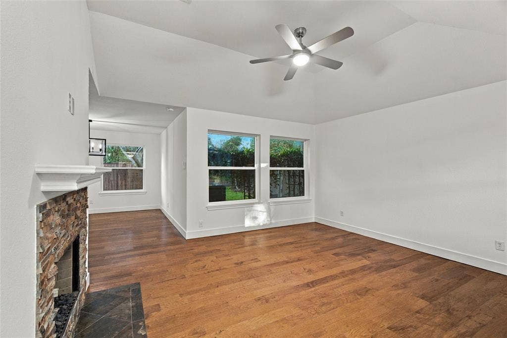 1704 Overlook Drive, Grapevine, TX 76051